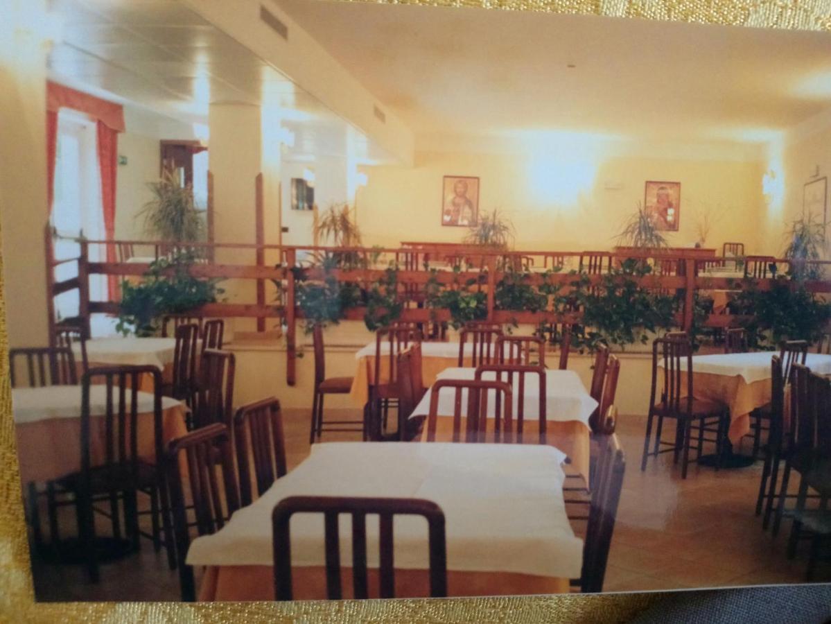 Casapaceebene Hotel San Giovanni Rotondo Buitenkant foto